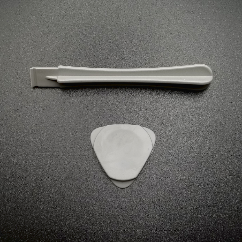 Starter screwdriver kit - Gamebits, screwdriver, spudgers/picks